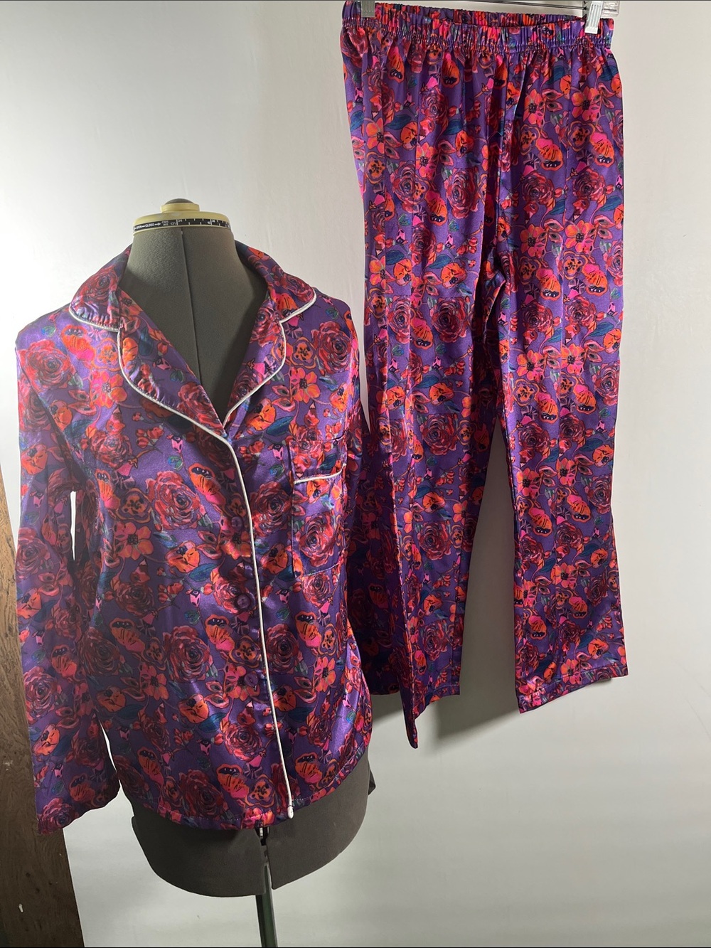 Anthony Richards Purple Floral Satin Pajama Set Size SP